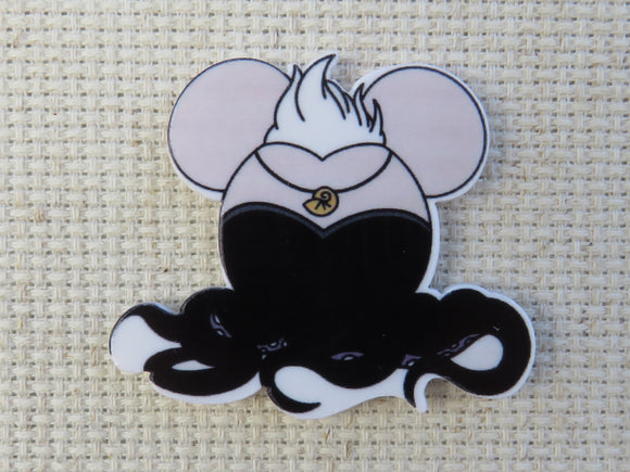 First view of Ursula Mouse Ears Needle Minder.