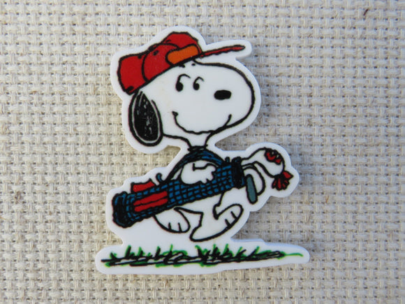 First view of Snoopy Loves Golf Needle Minder.