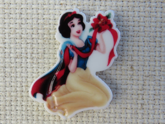 First view of Winter Snow White Needle Minder.
