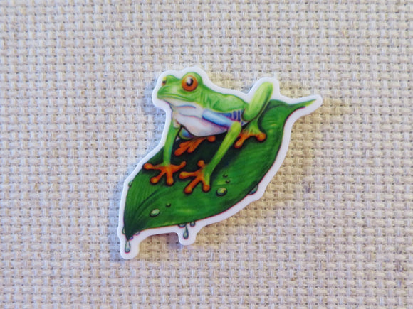 First view of Frog on a Leaf Needle Minder.