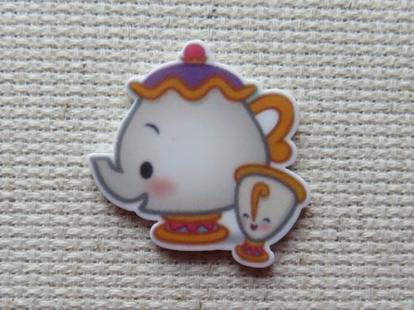 First view of Mrs. Potts and Chip Needle Minder.
