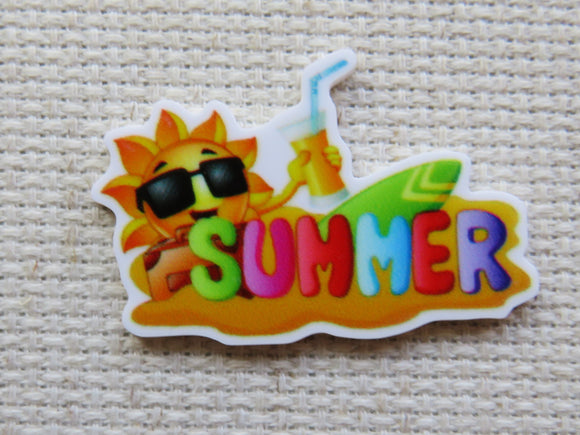 First view of Sunny Summer Needle Minder.