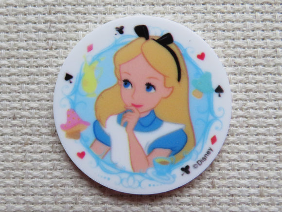 First view of Alice in a Circle Needle Minder.