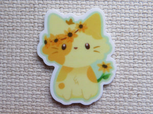 First view of Sunflower/Daisy Calico Kitty Needle Minder.