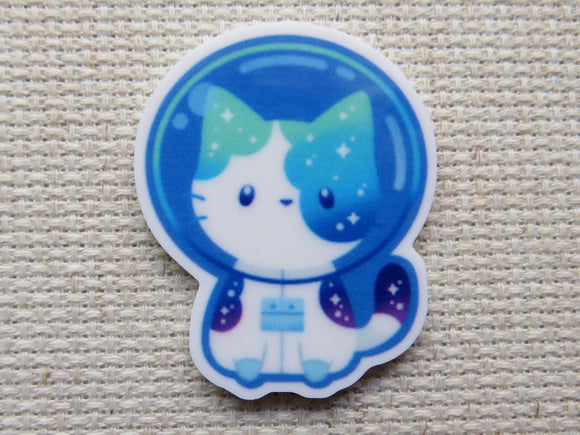 First view of Astronaut Kitty Needle Minder.