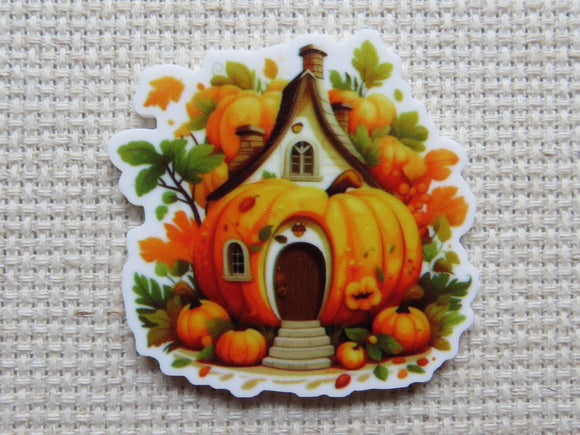 First view of Pumpkin House Needle Minder.