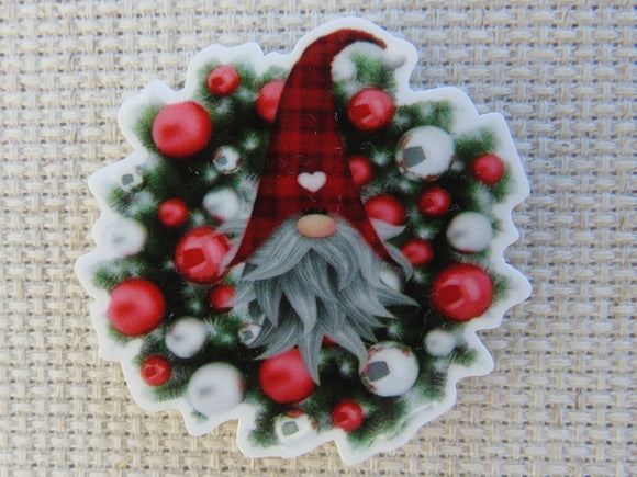 First view of Christmas Gnome with a Wreath Needle Minder.