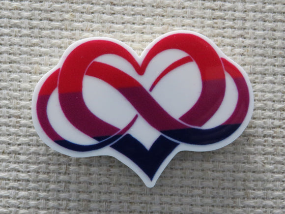 First view of Infinity Loop Heart Needle Minder.