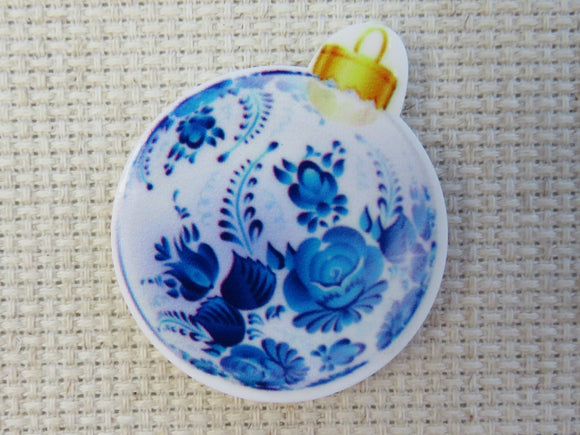 First view of White and Blue Christmas Ornament Needle Minder.