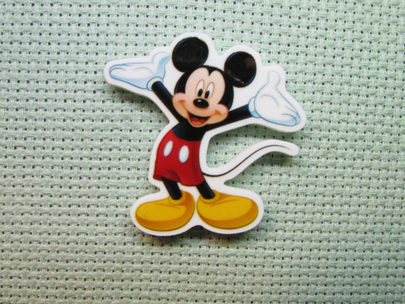 First view of the Mickey Mouse Needle Minder