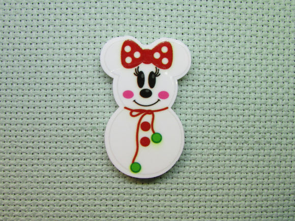 First view of the Minnie Mouse Snowman Needle Minder