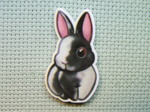 First view of the Black and White Bunny Needle Minder