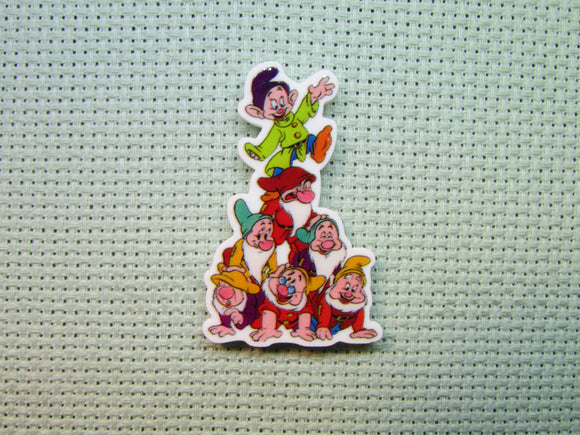 First view of the The Seven Dwarves Needle Minder