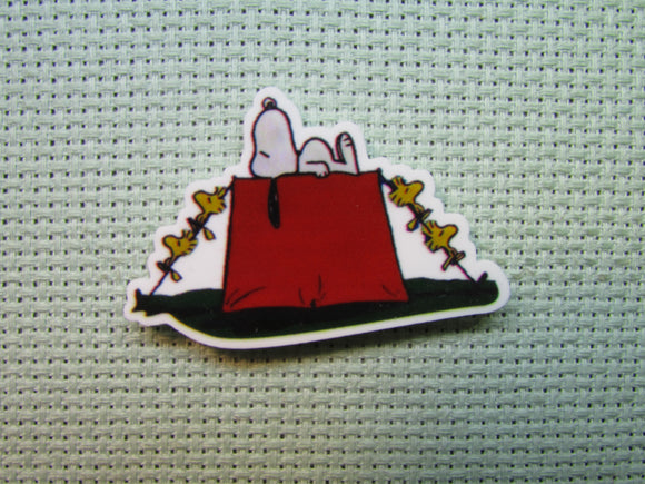 First view of the Camping Snoopy Needle Minder