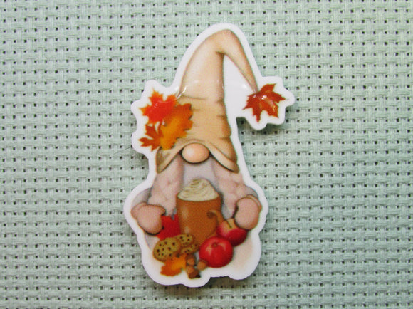 First view of the Harvest Gnome Needle Minder