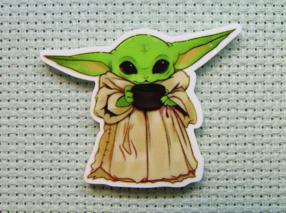 First view of the Mandalorian Alien Child Needle Minder