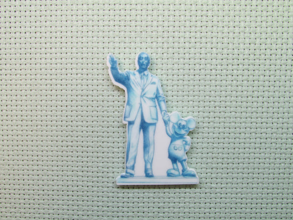 First view of the Walt and Mickey Holding Hands Needle Minder