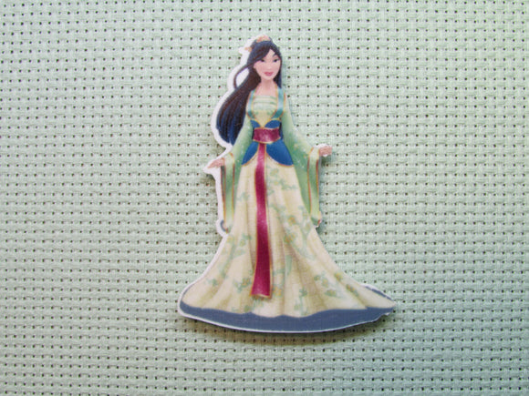 First view of the Mulan Needle Minder