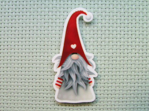 First view of the Red Hat Gnome Needle Minder