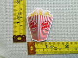 Third view of the Popcorn Needle Minder