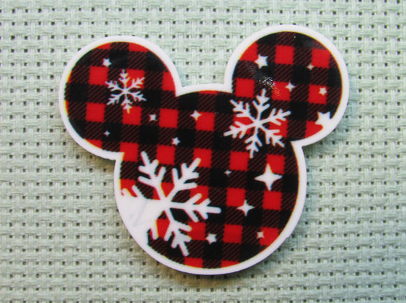 First view of the Red and Black Plaid Mouse Head with Snowflakes Needle Minder
