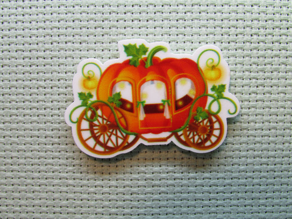 First view of the Pumpkin Coach Carriage Needle Minder