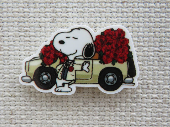First view of Snoopy is all dressed up for a Date Needle Minder.