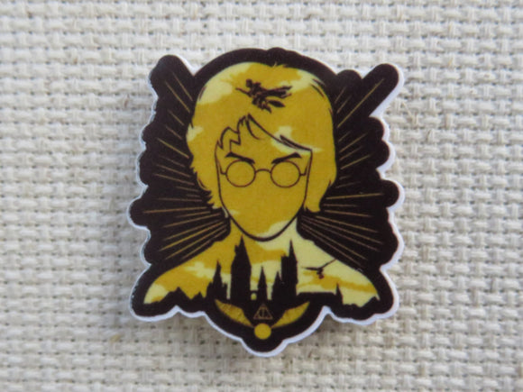 First view of Golden Harry Potter Needle Minder.