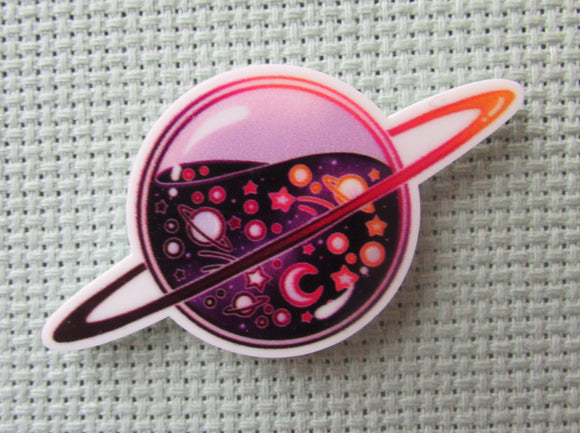 First view of the Saturn Planet Needle Minder