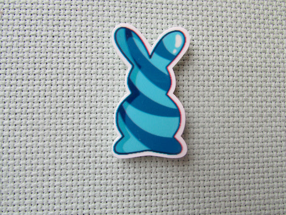 First view of the Light Blue Bunny Needle Minder