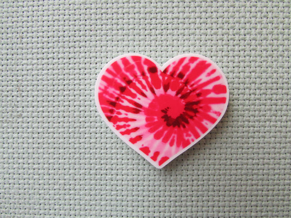 First view of the Pink Tie Dye Heart Needle Minder