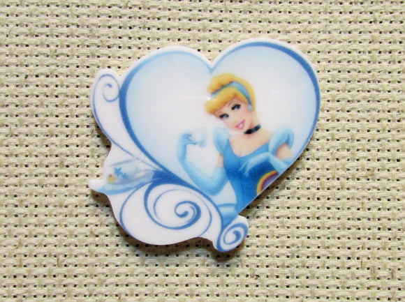 First view of the Cinderella Heart Needle Minder
