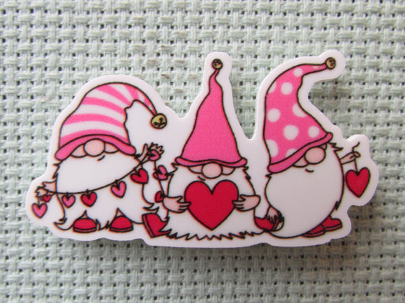 First view of the Valentines Day Gnome Trio Needle Minder