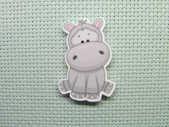 First view of the Cute Hippo Needle Minder