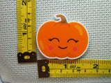 Third view of the Smiling Pumpkin Needle Minder