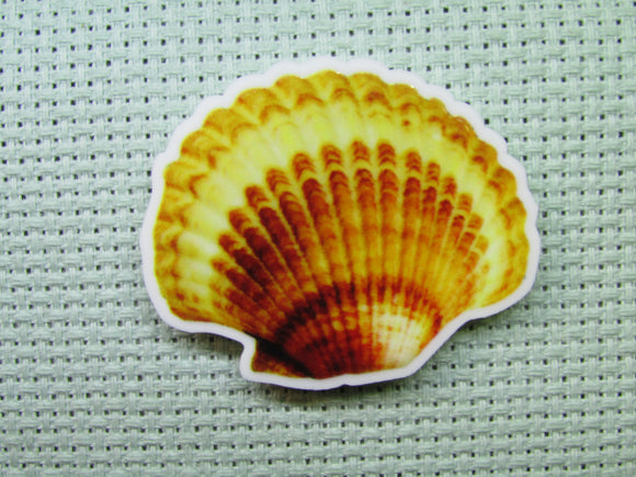 First view of the Seashell Needle Minder
