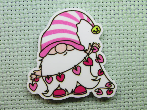First view of the Valentine Love Gnome Needle Minder