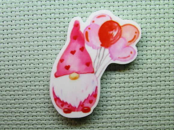 First view of the Heart Balloon Holding Valentines Gnome Needle Minder