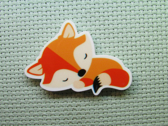 First view of the Adorable Sleeping Fox Needle Minder
