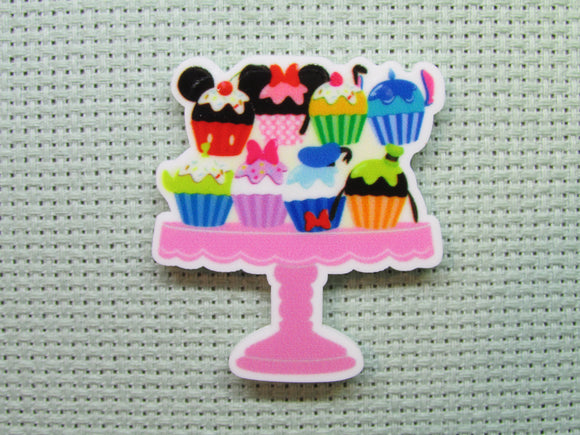 First view of the Disney Desserts Needle Minder