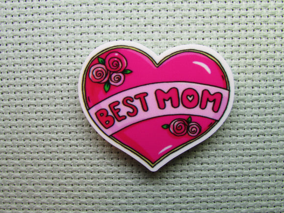 First view of the Best Mom Heart Needle Minder