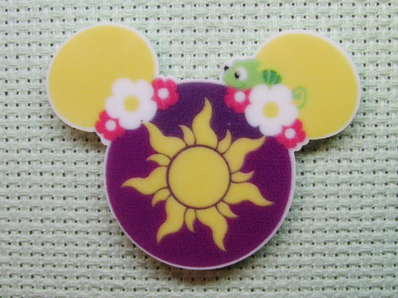 First view of the Rapunzel Mouse Head Needle Minder