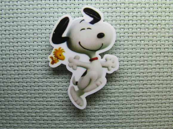 First view of the Fun Loving Snoopy with Woodstock Needle Minder