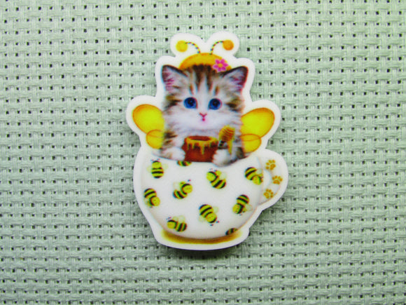 First view of the Cute Bee Kitten in a Teacup Needle Minder