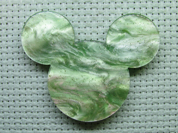 First view of the Gorgeous Green Mouse Head Needle Minder