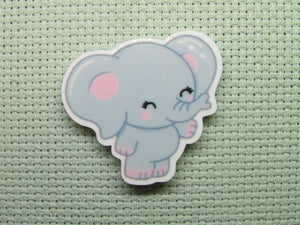 First view of the Cute Elephant Needle Minder