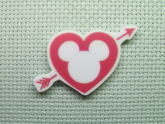 First view of the Pink Cupid Mouse Head Needle Minder