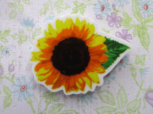 First view of the Sunflower Needle Minder