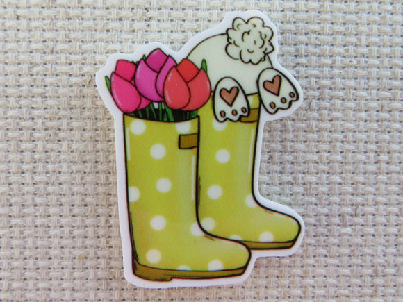 First view of Bunny in a Boot Needle Minder.