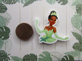 Second view of the Tiana Needle Minder